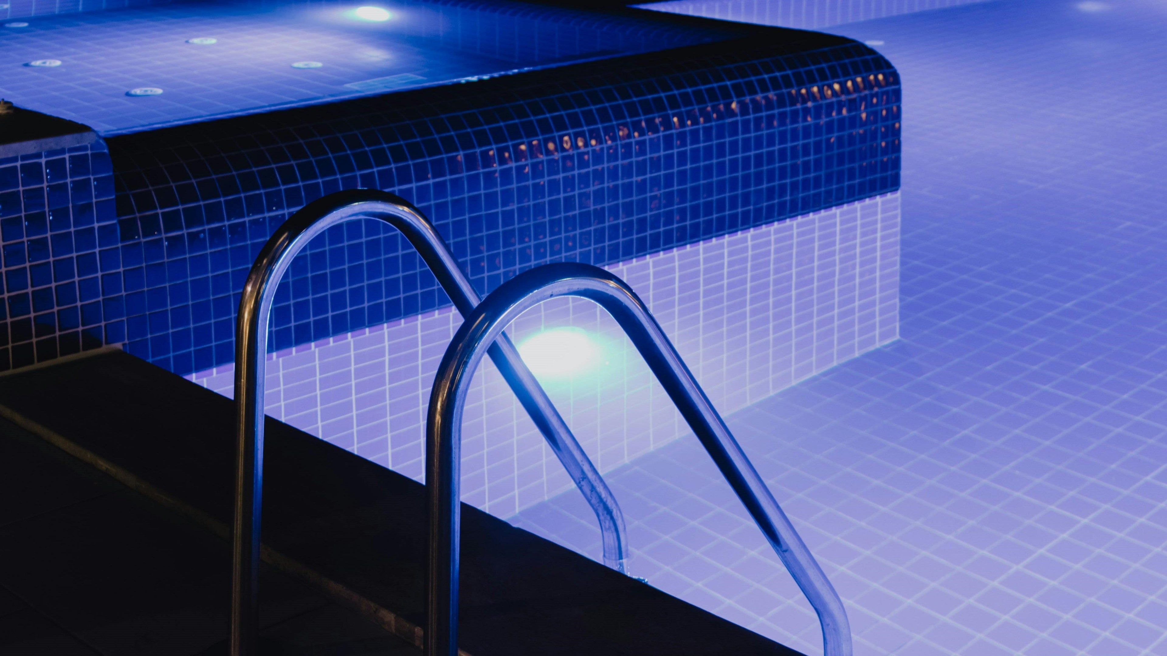 Éclairages de piscine