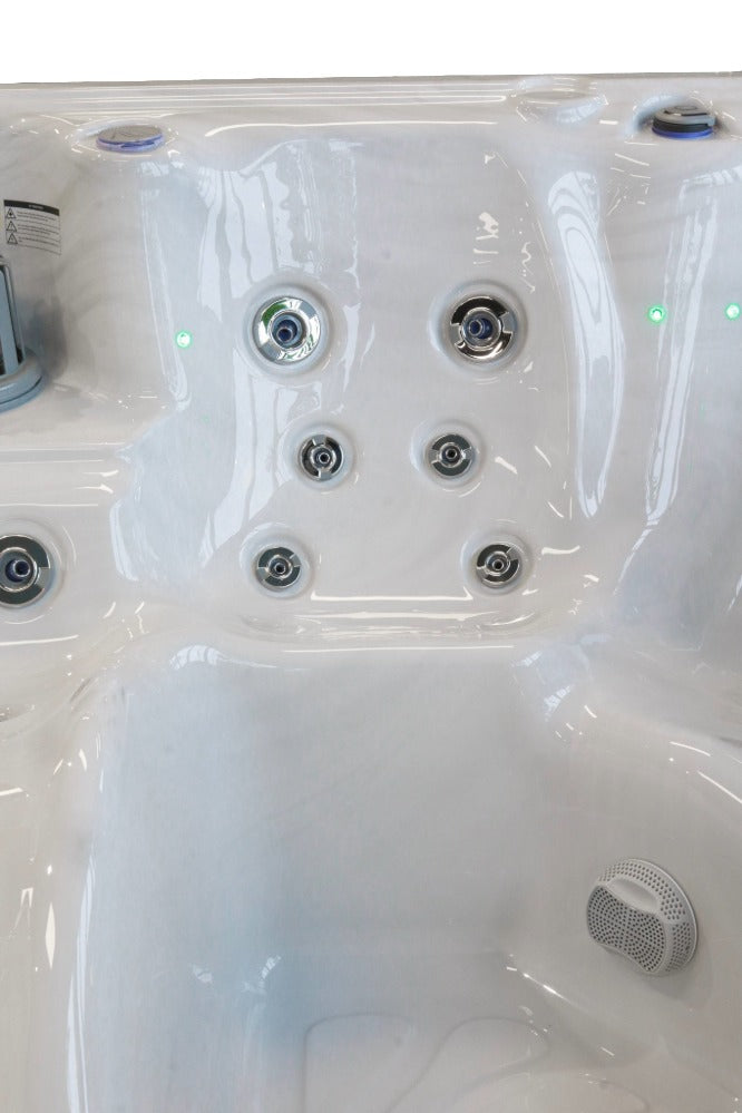 Spa Wellis Hercules Jets SS
