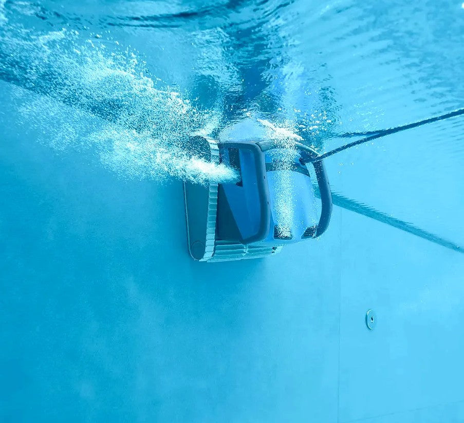 Robot M600 pour Piscine Creusée w/Chariot & Wi-Fi de Maytronics